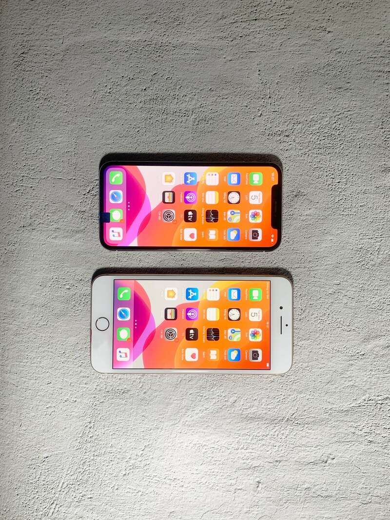 so sánh iphone 8 và iphone x 2020
