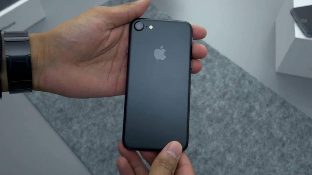 Đánh giá chung về iPhone 7 Matte Black thời điểm hiện nay