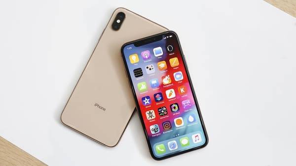iPhone XS Max giá bao nhiêu? Bảng giá mới chi tiết 2022