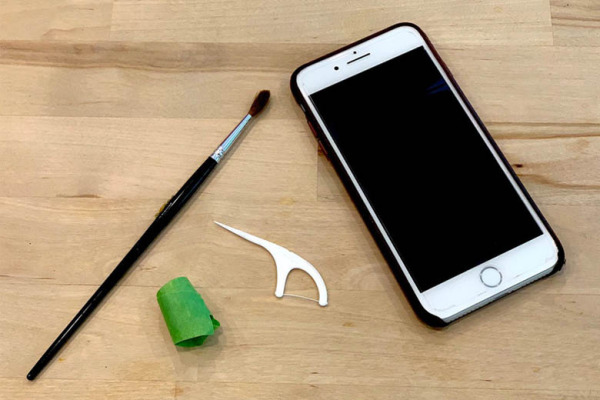 cach-ve-sinh-loa-iphone_1647190223 cách vệ sinh loa iphone