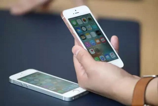 co-nen-mua-iphone-se-2018_1579148752 có nên mua iphone se 2018 hay không