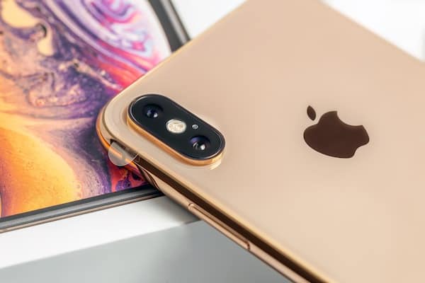 so-sanh-iphone-x-va-iphone-xs_1579426460 iPhone X vs iPhone XS
