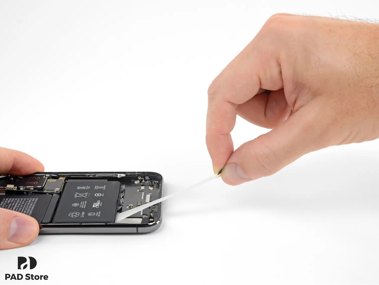 thay_pin_iphone_xs_max_chinh_hang_13_1625738936