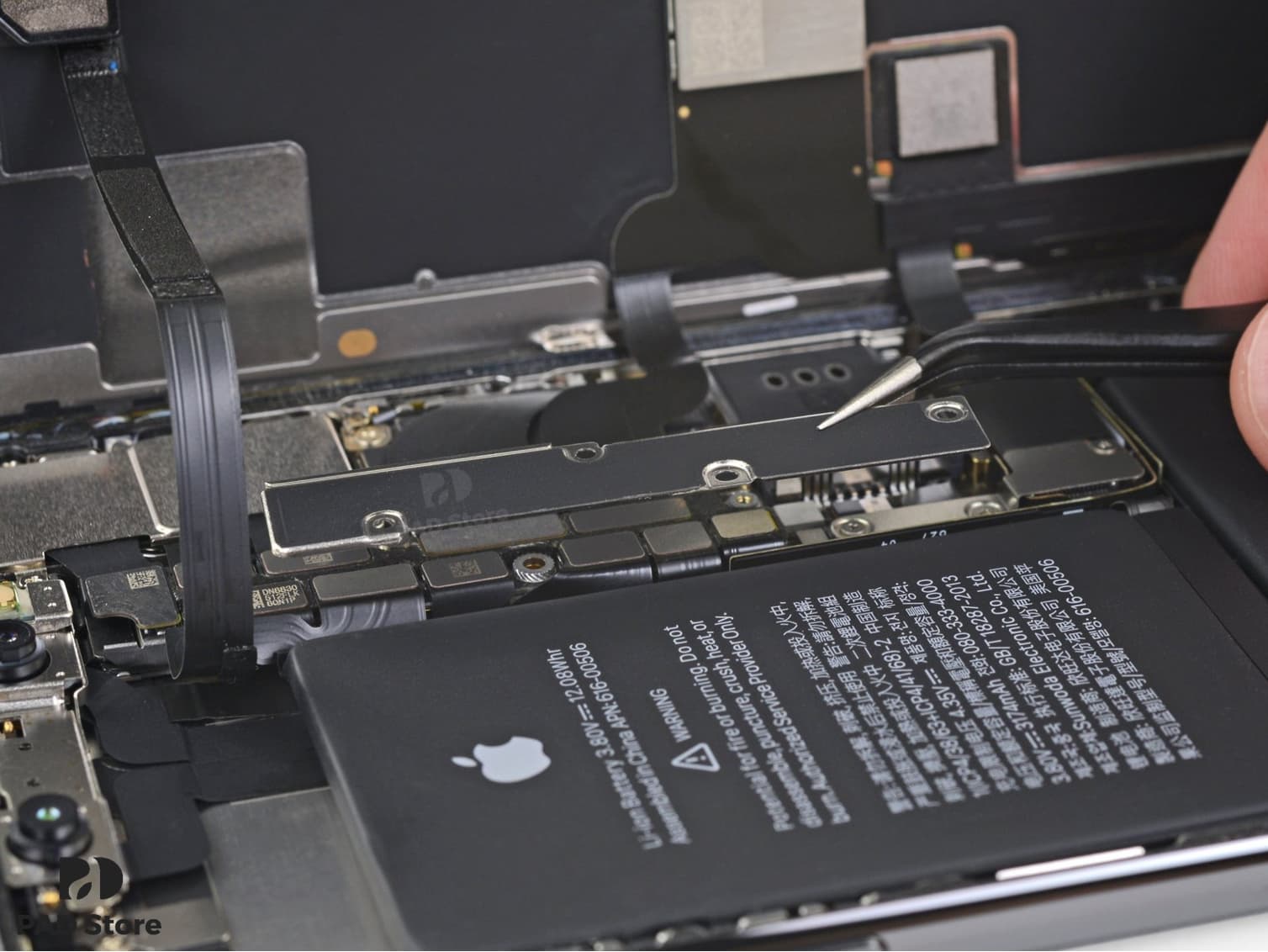 thay_pin_iphone_xs_max_chinh_hang_2_1625738492