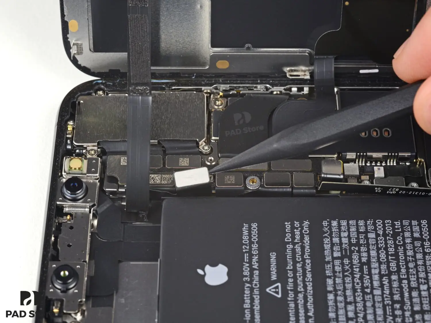 thay_pin_iphone_xs_max_chinh_hang_5_1625738705