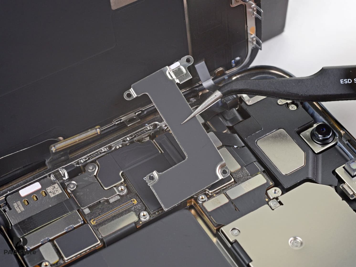 picture4_1713510304-1 thay pin điện thoại iphone