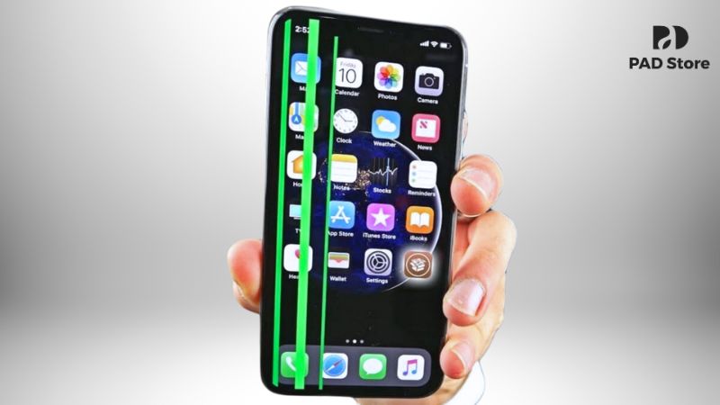 Màn hình xuất hiện các đường sọc ngang dọc, màu sắc hiển thị không chính xác tạo cảm giác khó chịu và ảnh hưởng đến chất lượng hình ảnh.
