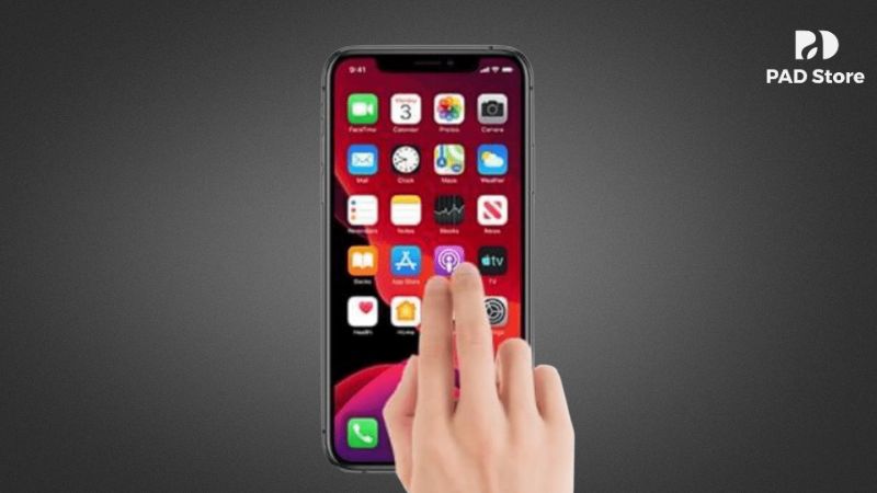 Cảm ứng của điện thoại bị đơ, phản hồi chậm cho thấy màn hình đang gặp vấn đề.