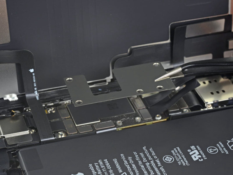 thay-pin-iphone-11-bao-nhieu-tien_1653767044 thay pin iphone 11 bao nhiêu tiền