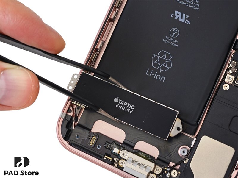 thay-pin-iphone-7-plus-6_1627278970