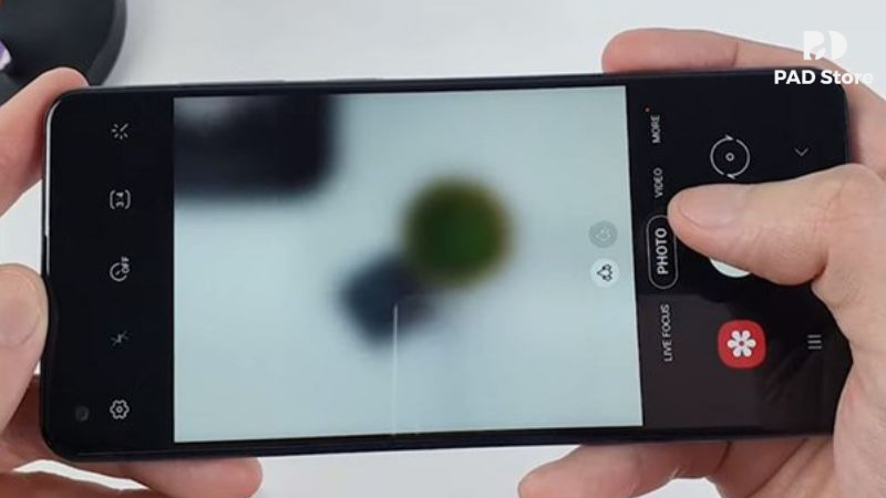 Một trong những vấn đề thường gặp khác của camera iPhone 11 là tình trạng mất khả năng lấy nét.