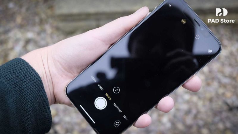 Camera iPhone 12 gặp sự cố hư hỏng có thể do nhiều nguyên nhân khác nhau.