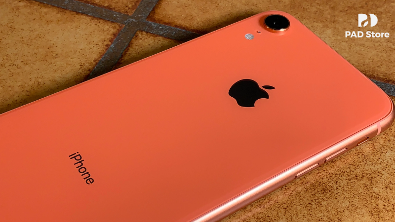 Dựa trên kết quả kiểm tra, nhân viên tư vấn sẽ báo giá chi tiết dịch vụ thay camera iPhone Xr