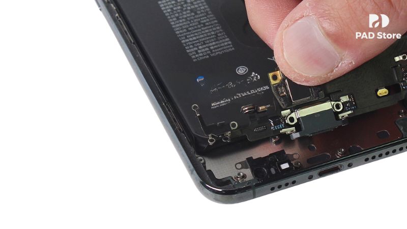 Quy trình thay cụm sạc iPhone 11 Pro tại PAD Store được thiết kế tối ưu