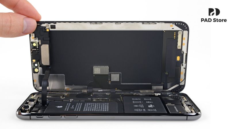 Quy trình thay màn hình iPhone Xs chuẩn hóa, giúp khách hàng dễ dàng theo dõi và an tâm về chất lượng dịch vụ.
