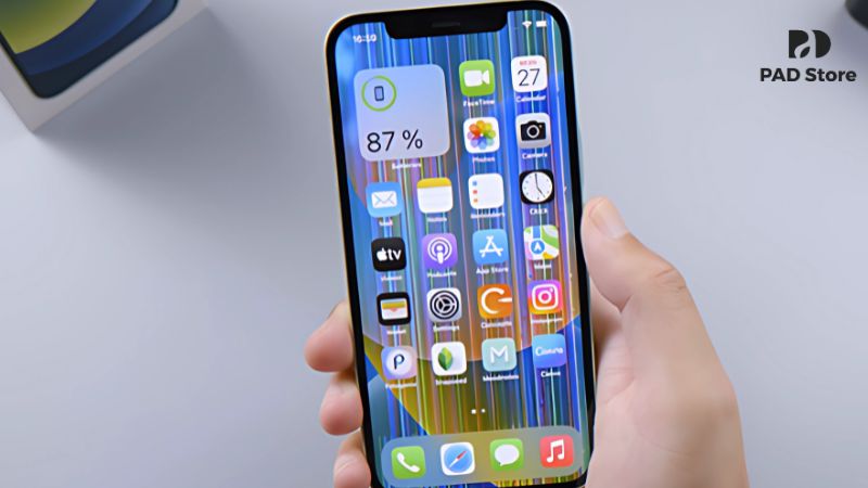 Những dấu hiệu cho thấy màn hình iPhone 13 đang cần được kiểm tra ngay lập tức