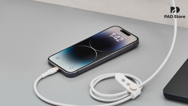 Tránh thói quen vừa sạc vừa sử dụng các tác vụ nặng