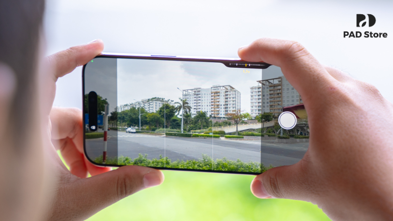 Điều chỉnh thông số bằng thao tác vuốt nhẹ ngón tay trên bề mặt cảm ứng