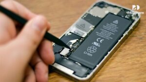 Thay pin iPhone 13 chính hãng TPHCM: Bảng giá và địa chỉ