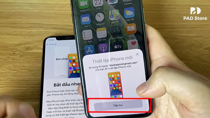 Sử dụng máy tính làm trạm trung chuyển dữ liệu thông qua công cụ iTunes là giải pháp truyền thống có độ ổn định