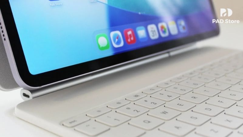 iPad Air M4 giữ nguyên khung nhôm nguyên khối mỏng nhẹ đặc trưng